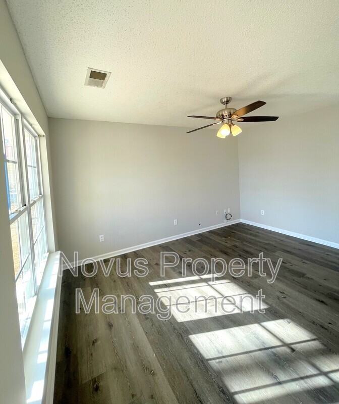 316 N Fourth St - Photo 3 of 14