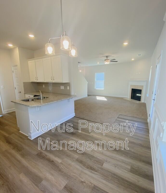 210 Laney Dr - Photo 7 of 27