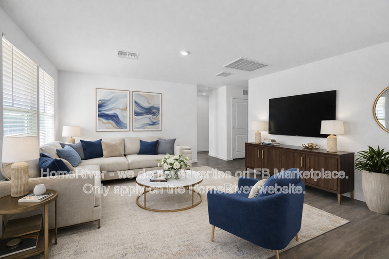 10453 W Arvada Dr - Photo 2 of 24