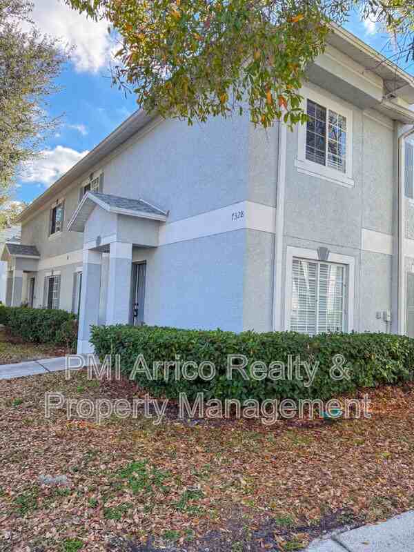 7328 E Bank Dr - Photo 2 of 20