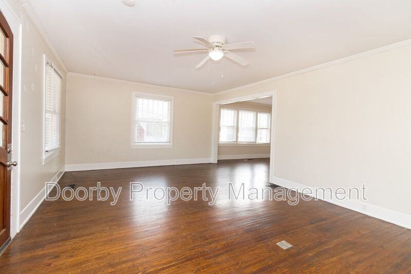 2112 Duncan Ave - Photo 3 of 19