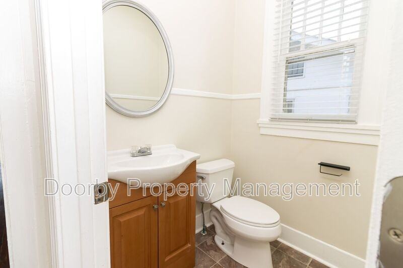 2112 Duncan Ave - Photo 7 of 19