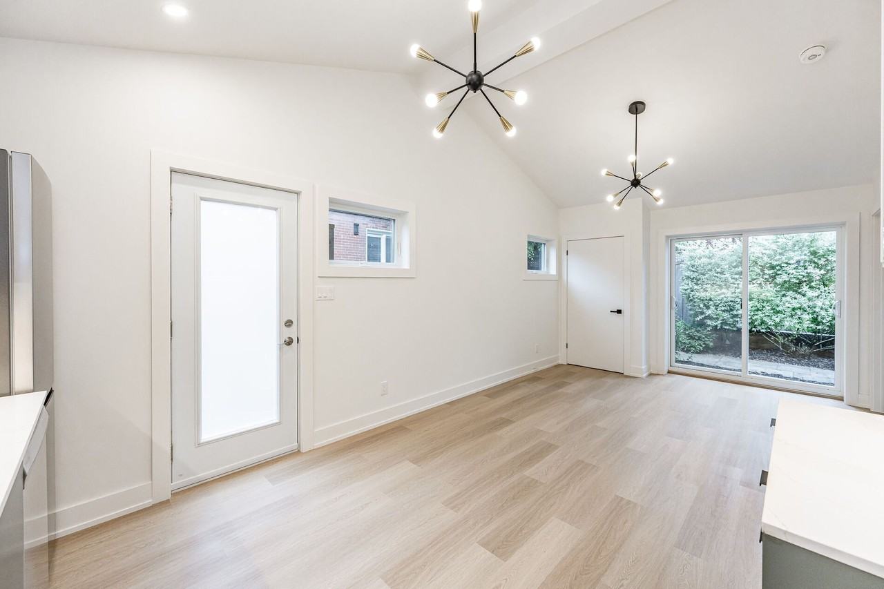 51 East 42nd St - Photo 7 of 21