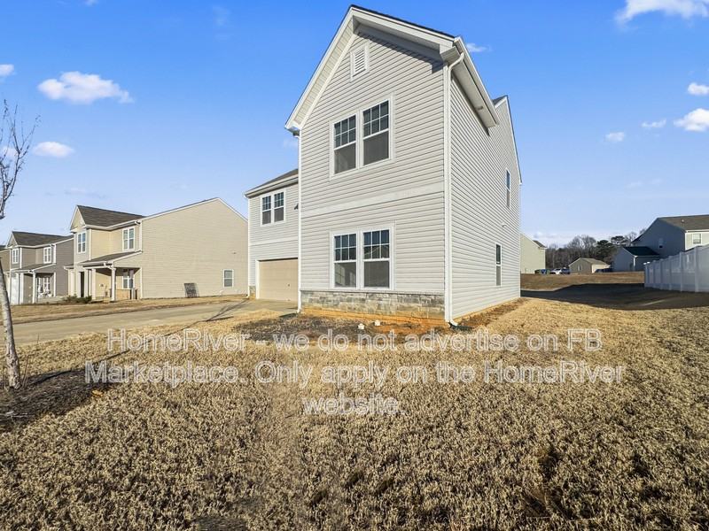 124 Crosscut Ln - Photo 2 of 25