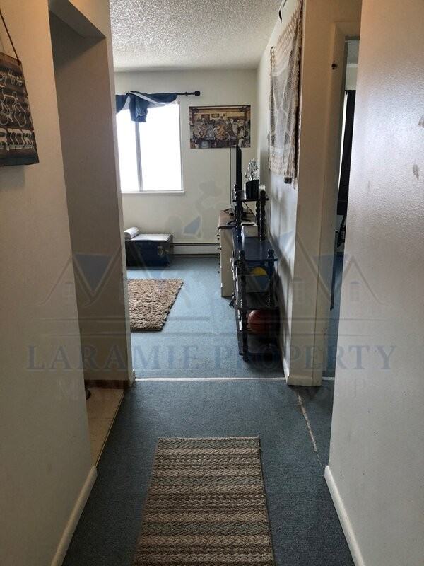 2310 E Garfield St #C7 - Photo 2 of 8