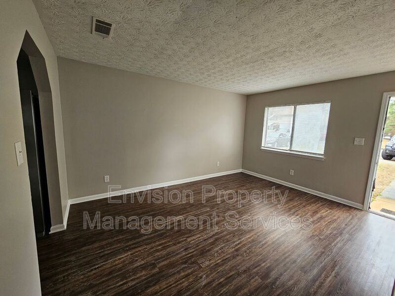 2638 Fieldstone View Ln Se #B - Photo 3 of 31