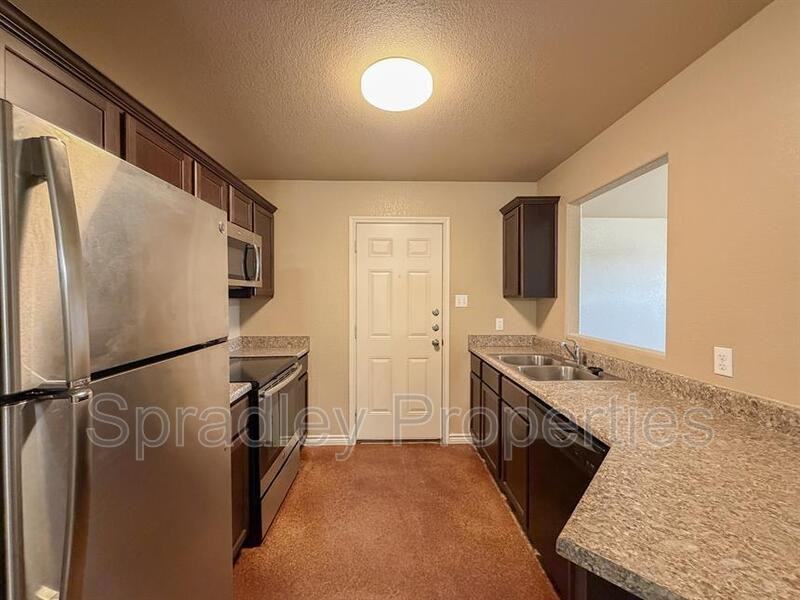 1576 Vani Ct - Photo 5 of 14