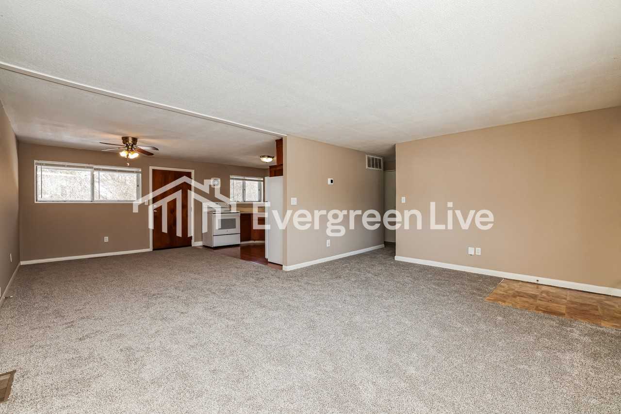 4795 Rolling St - Photo 4 of 15