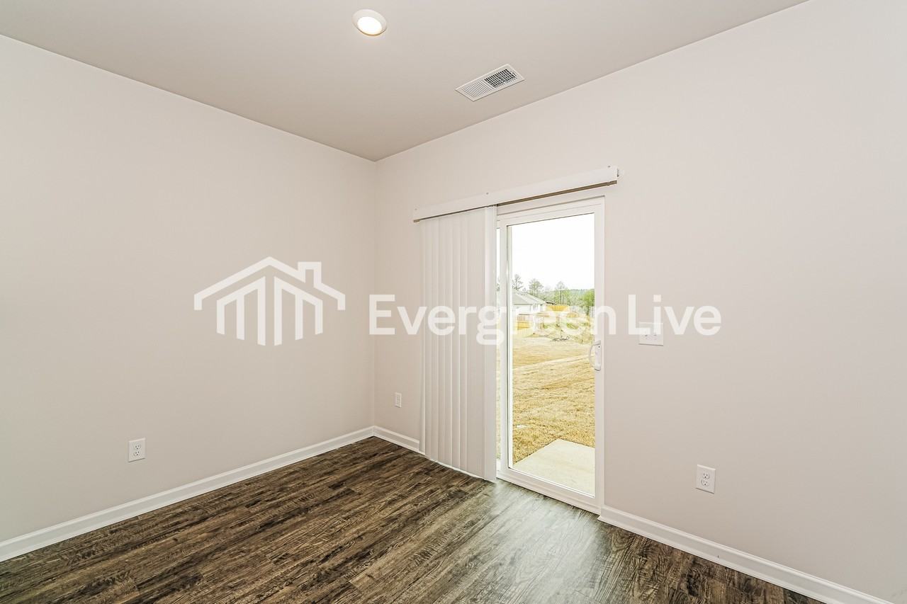 2180 W Middlebrooke Xing - Photo 5 of 14