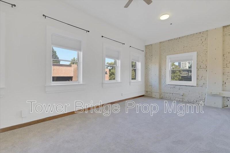122 I St #3rdFL - Photo 3 of 33
