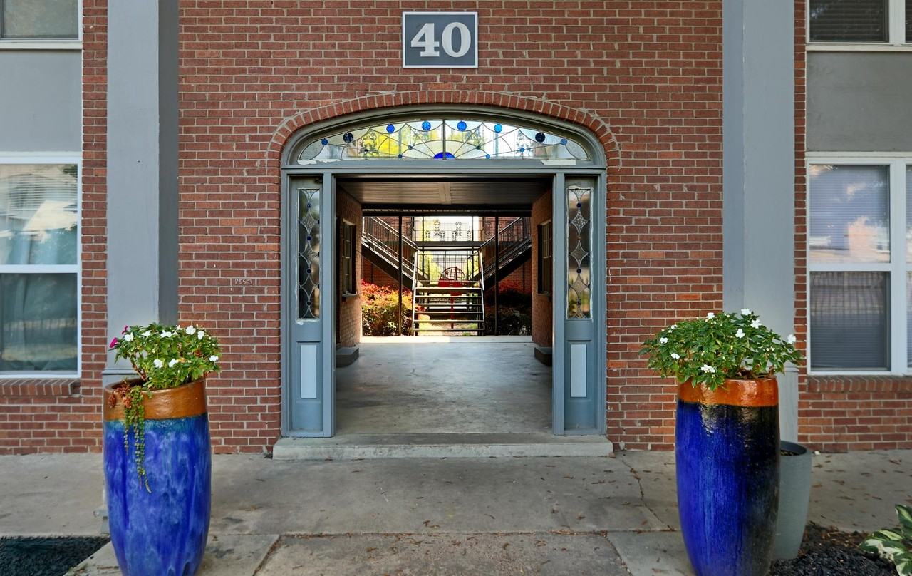 The Midline Apartments - Photo 4 of 7