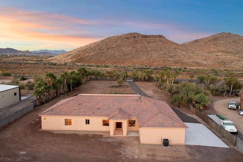 36648 N 27th Ave - Photo 3 of 50