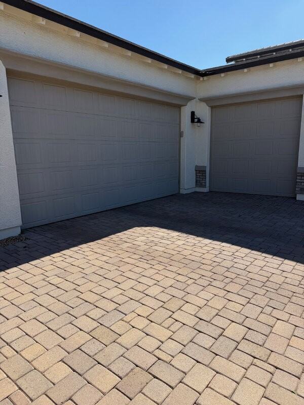 4191 S Emerald Dr - Photo 4 of 39