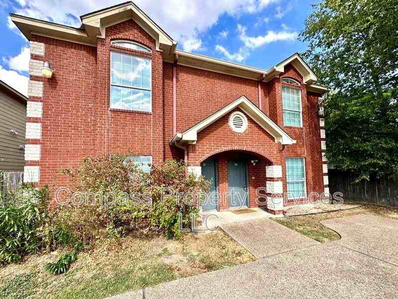 1916A S 15th St #1916AS15th - Photo 2 of 17