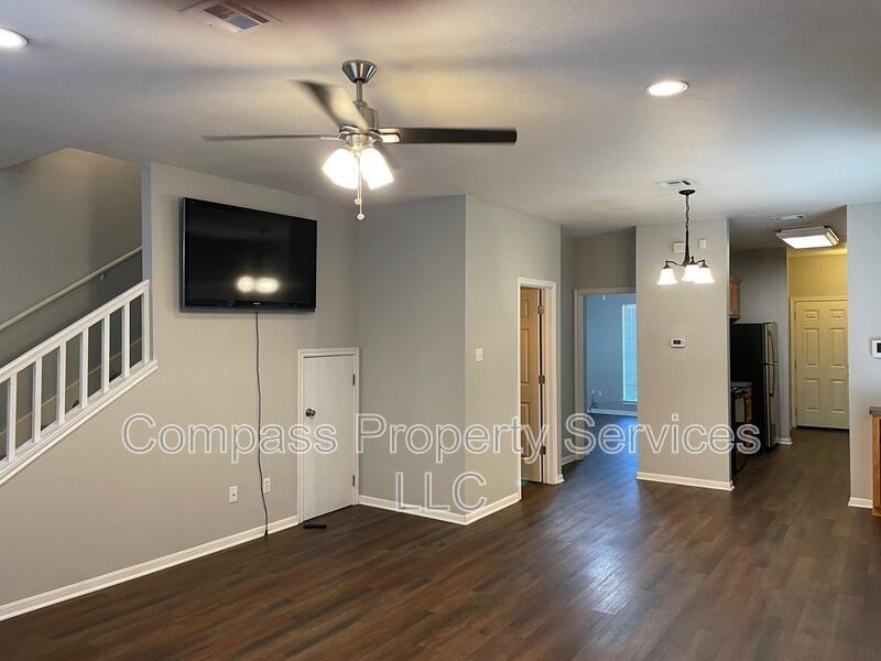 1916A S 15th St #1916AS15th - Photo 3 of 17