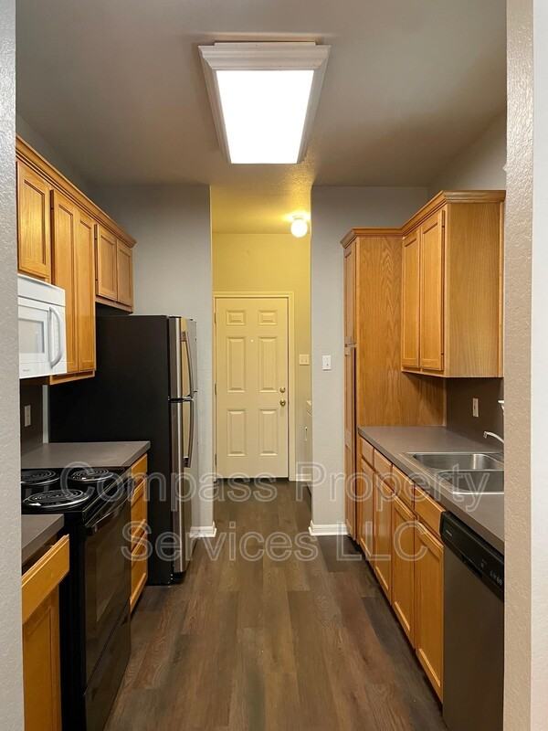 1916A S 15th St #1916AS15th - Photo 5 of 17