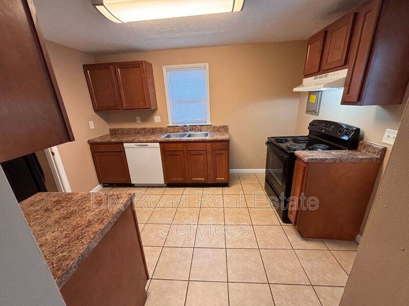 1788 See Ave - Photo 5 of 16