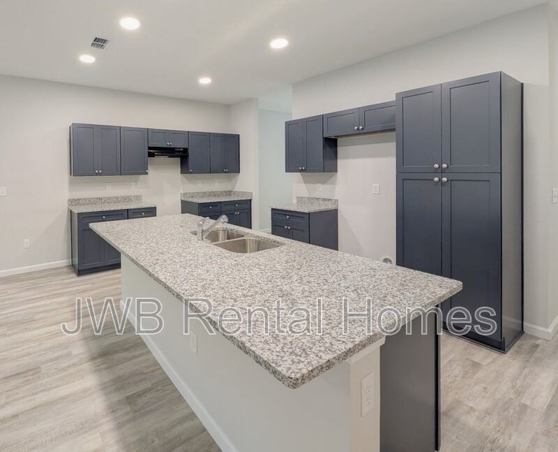 1542 Kooling Dr - Photo 4 of 18