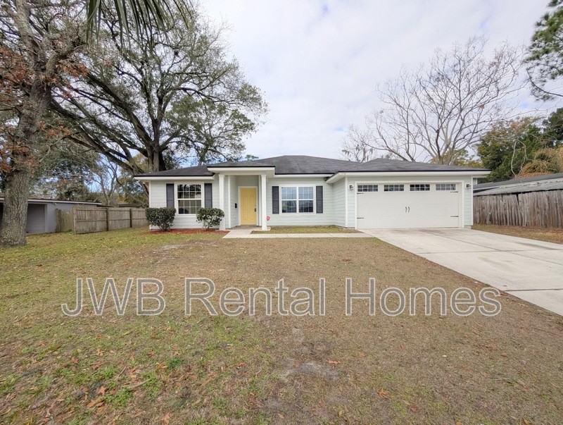 1110 Eastdale St - Photo 2 of 19