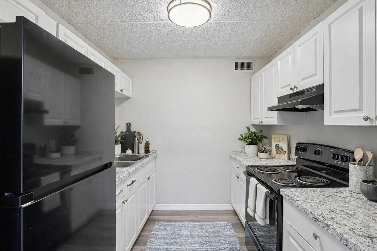 The Element at 464 - Photo 2 of 26