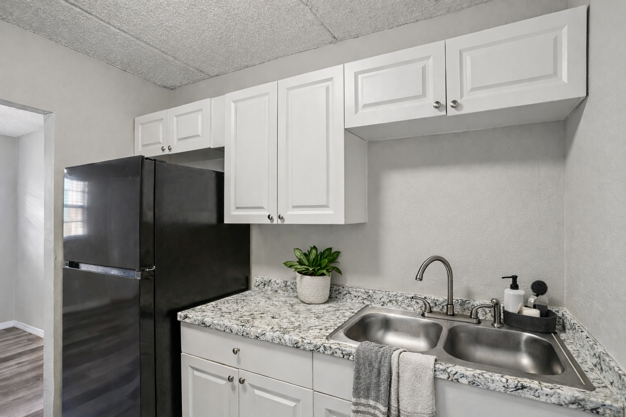 The Element at 464 - Photo 3 of 26