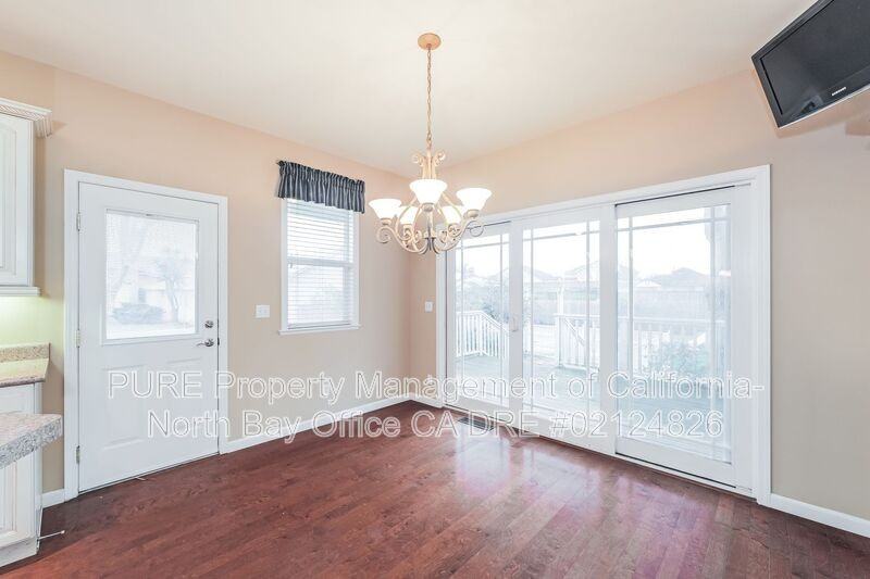 2944 Dutton Mdw - Photo 6 of 32