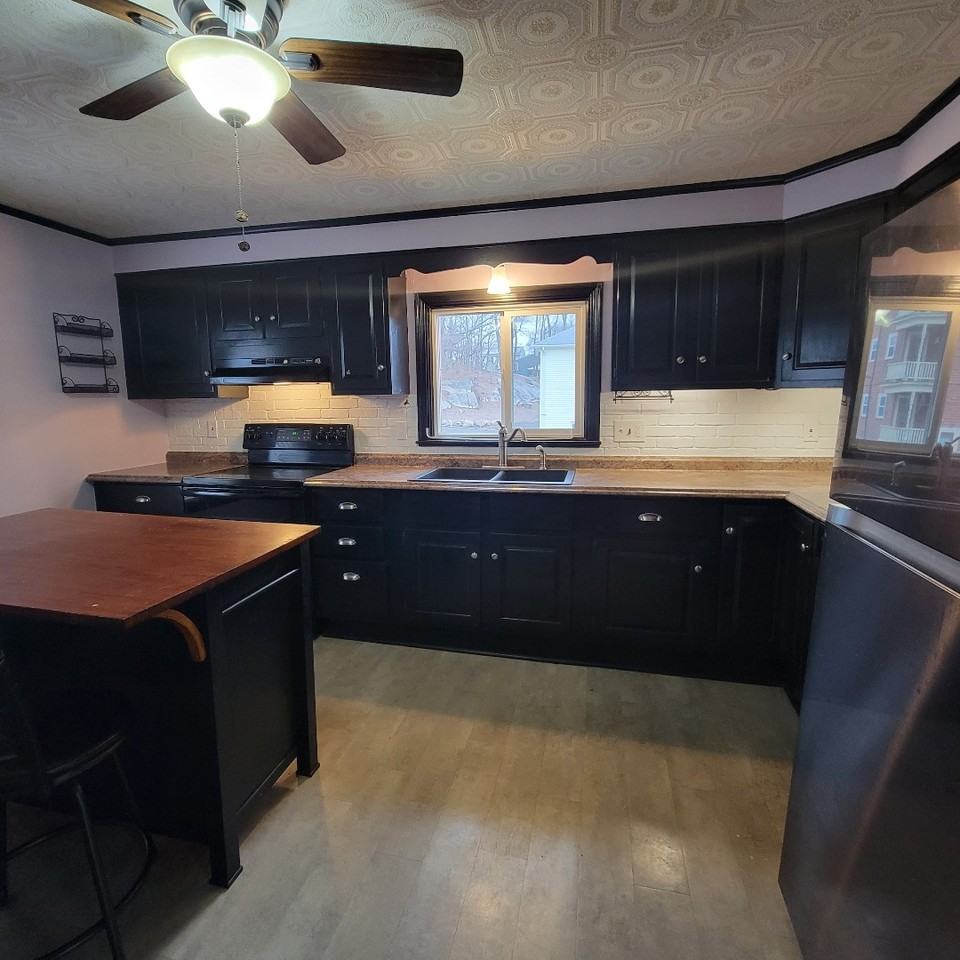 16 Alsop St #2 - Photo 2 of 17