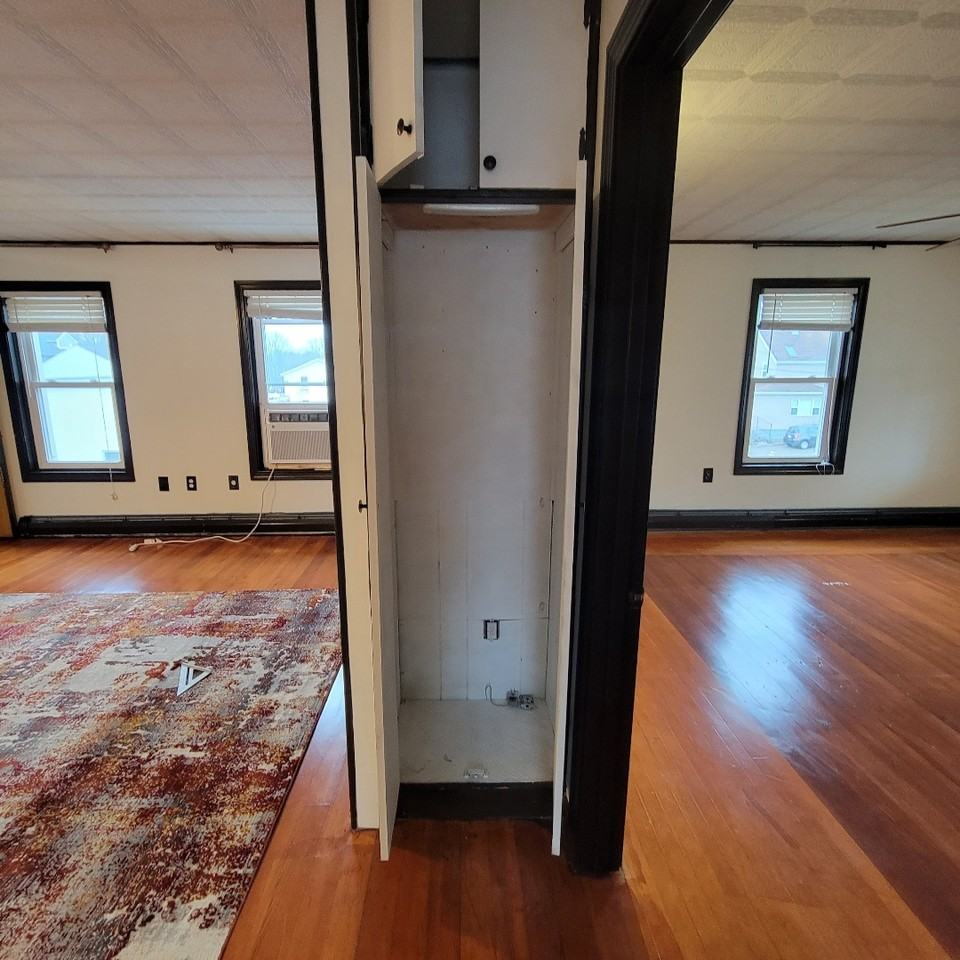 16 Alsop St #2 - Photo 5 of 17