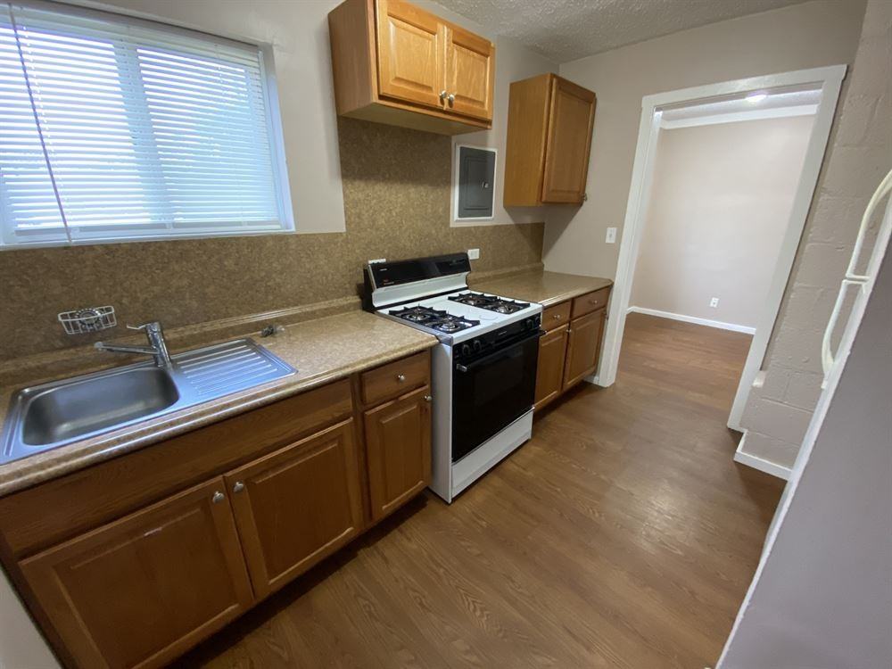 32468 Lenawee St #32468 - Photo 3 of 8