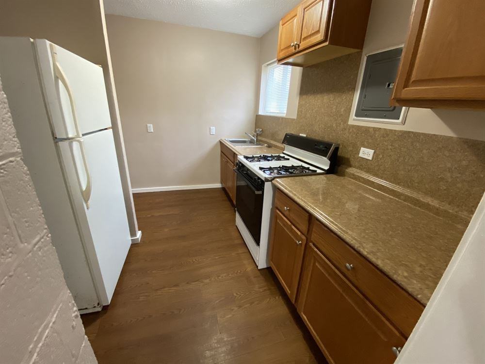 32468 Lenawee St #32468 - Photo 4 of 8