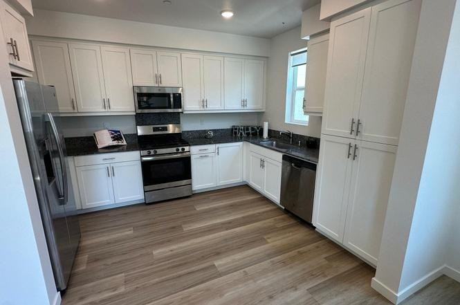 5402 Sand Arch Ln #198 - Photo 4 of 15