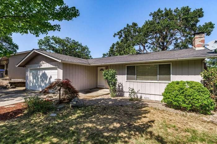 735 Oak Knoll Dr #NA - Photo 2 of 21