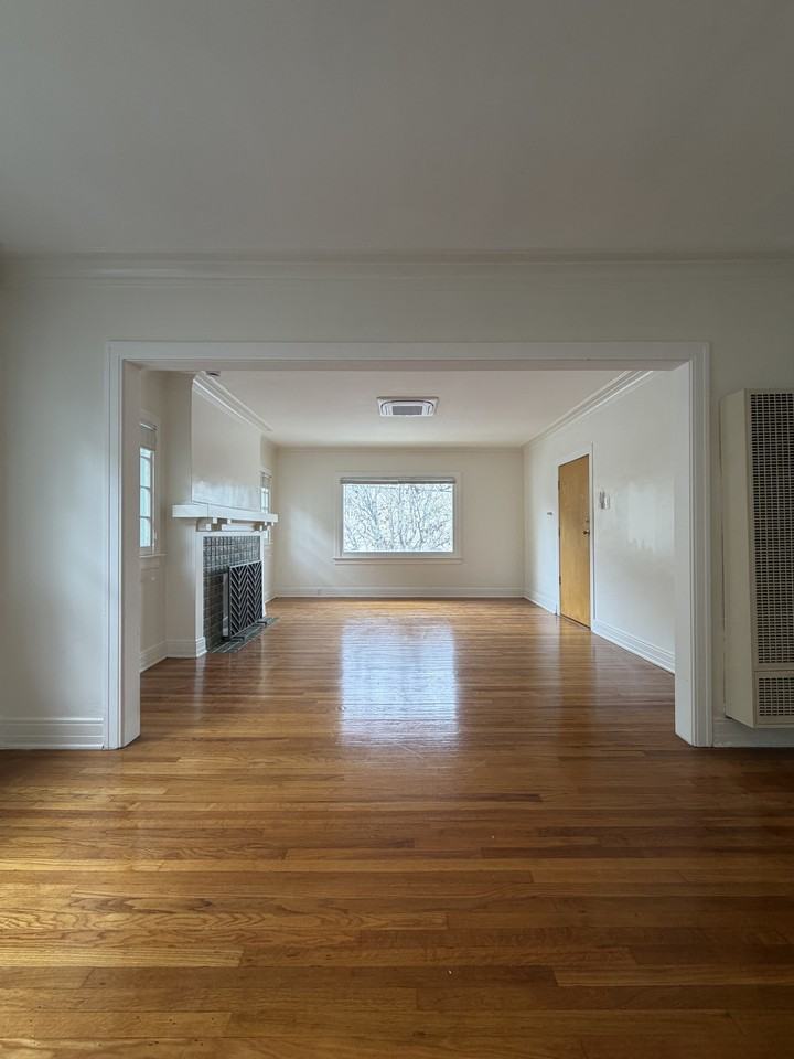 216 Idaho Ave #3 - Photo 2 of 11