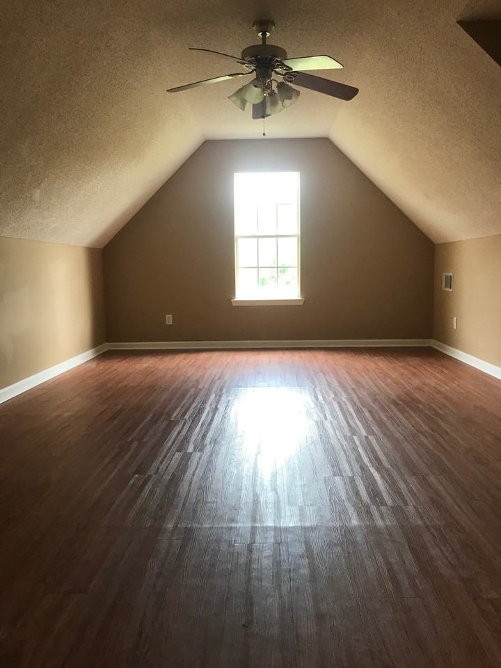 814 King Arthur Dr #NA - Photo 3 of 28