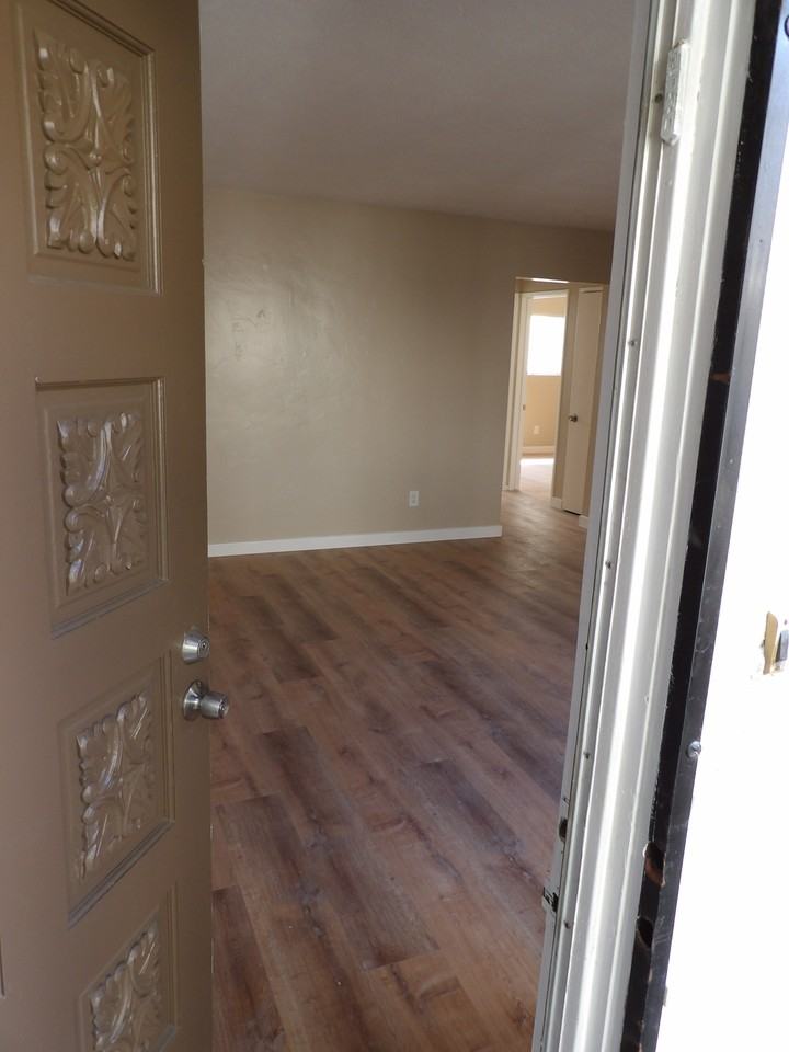 4020 Utah St #4 - Photo 2 of 12