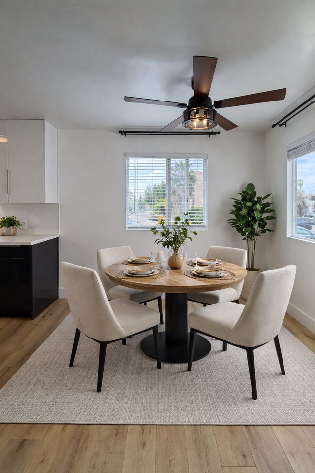 1514 S Cochran Ave #1 - Photo 2 of 12