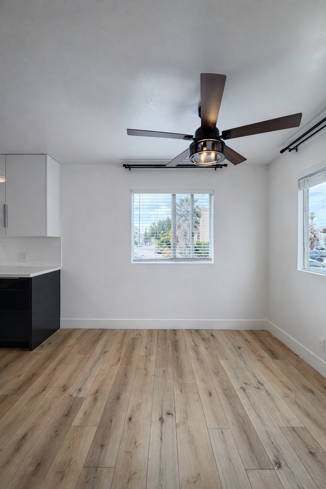 1514 S Cochran Ave #1 - Photo 3 of 12