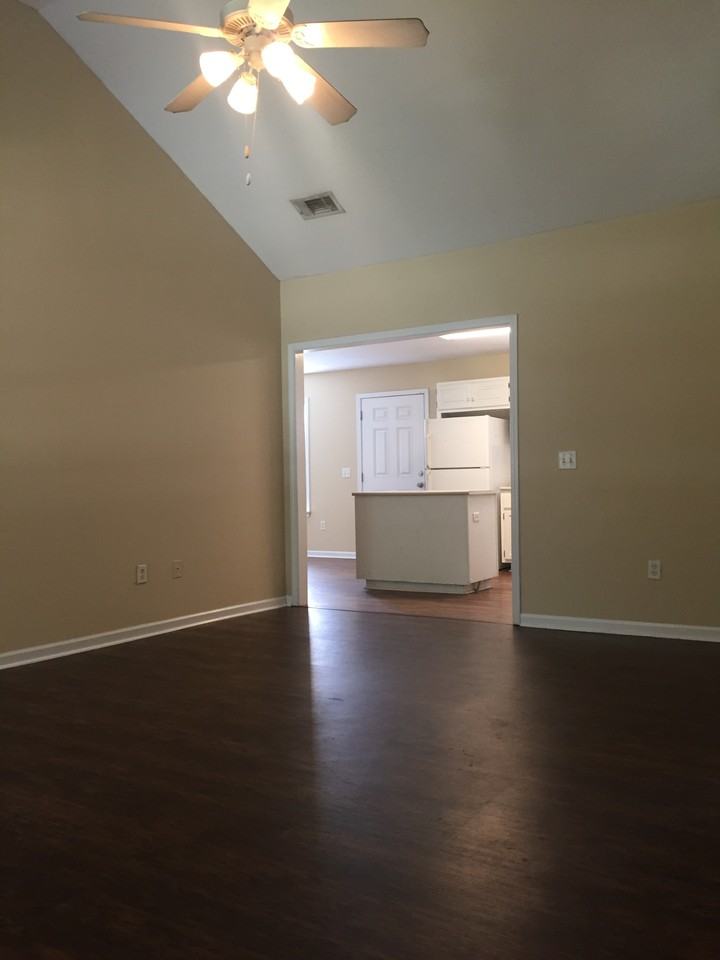 5606 Landings Pkwy #NA - Photo 6 of 36