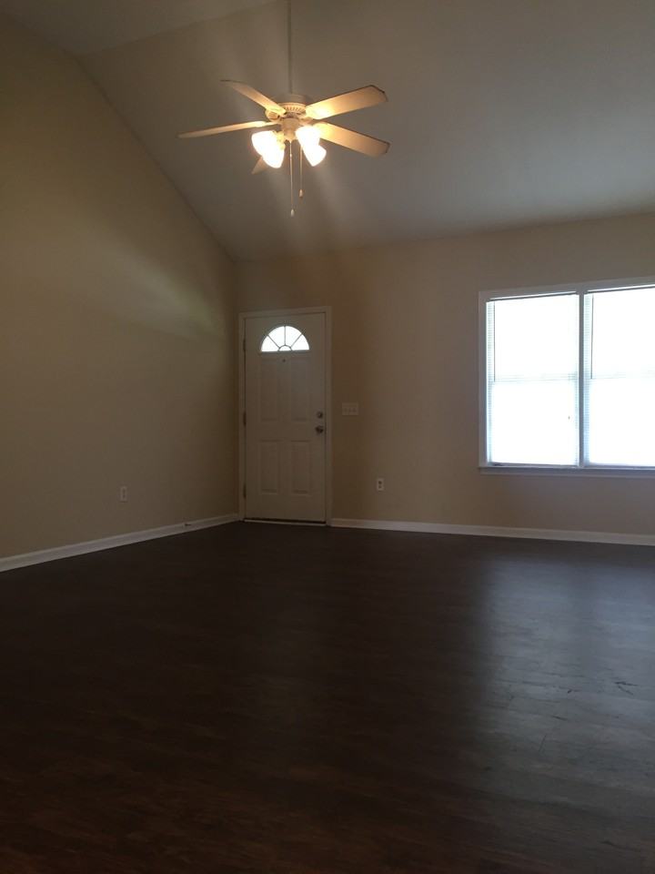 5606 Landings Pkwy #NA - Photo 4 of 36