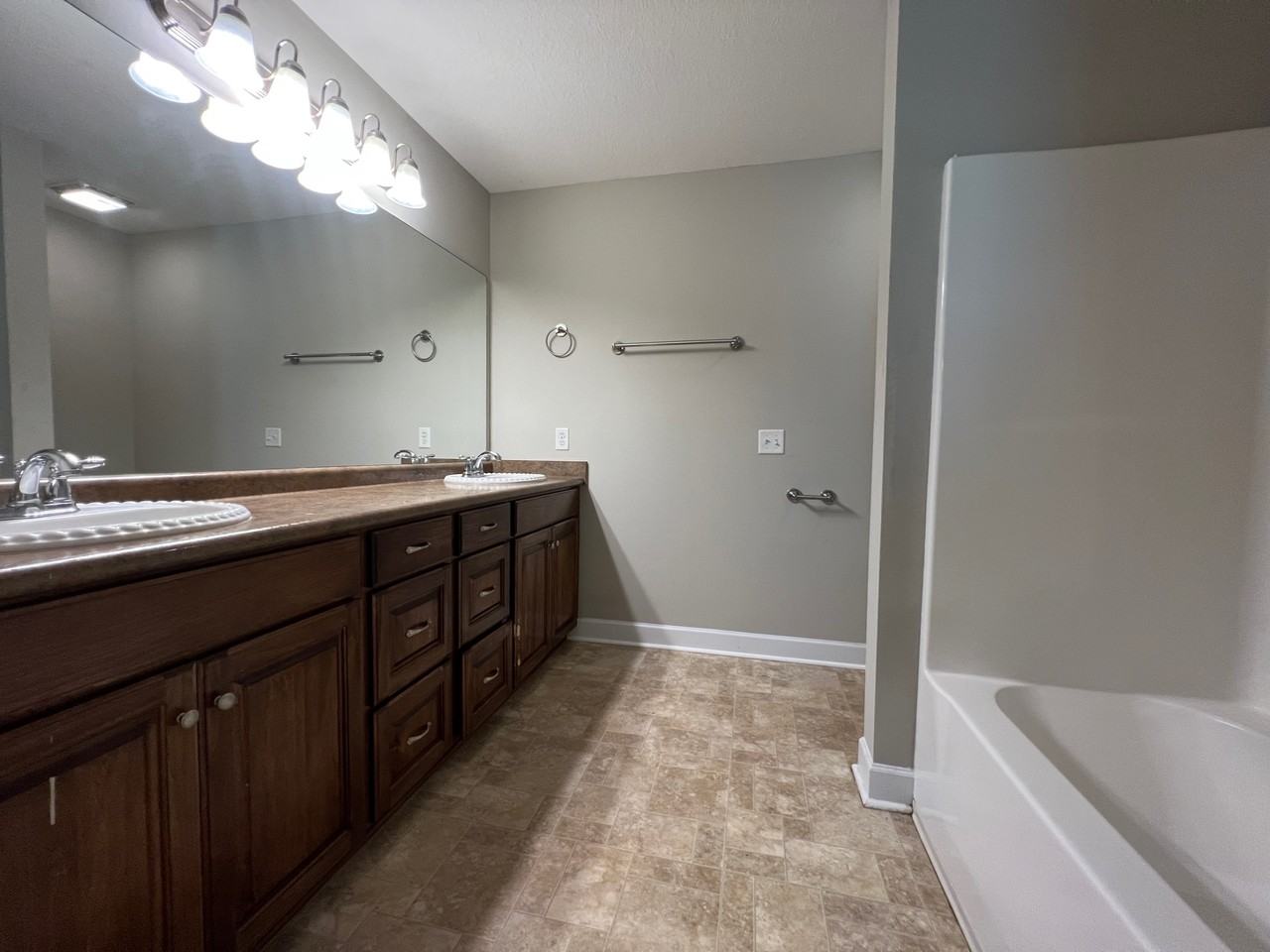 121 Nature Way #B - Photo 6 of 12