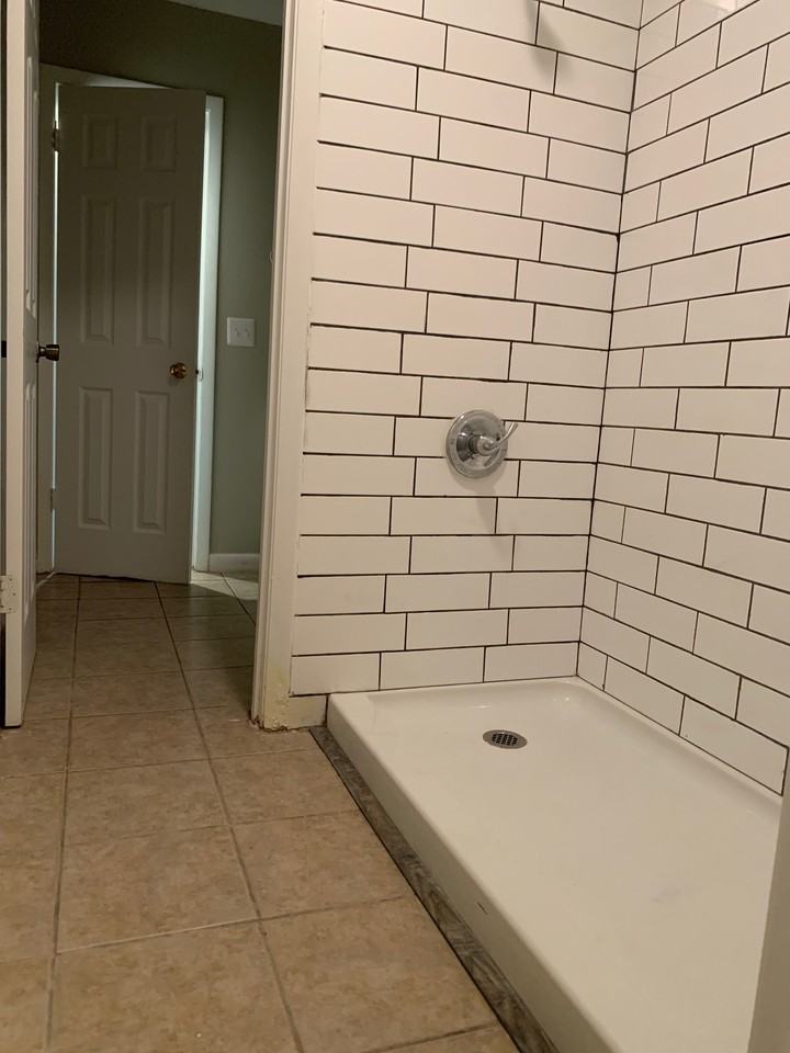 812 Robin Hood Trl #NA - Photo 7 of 18