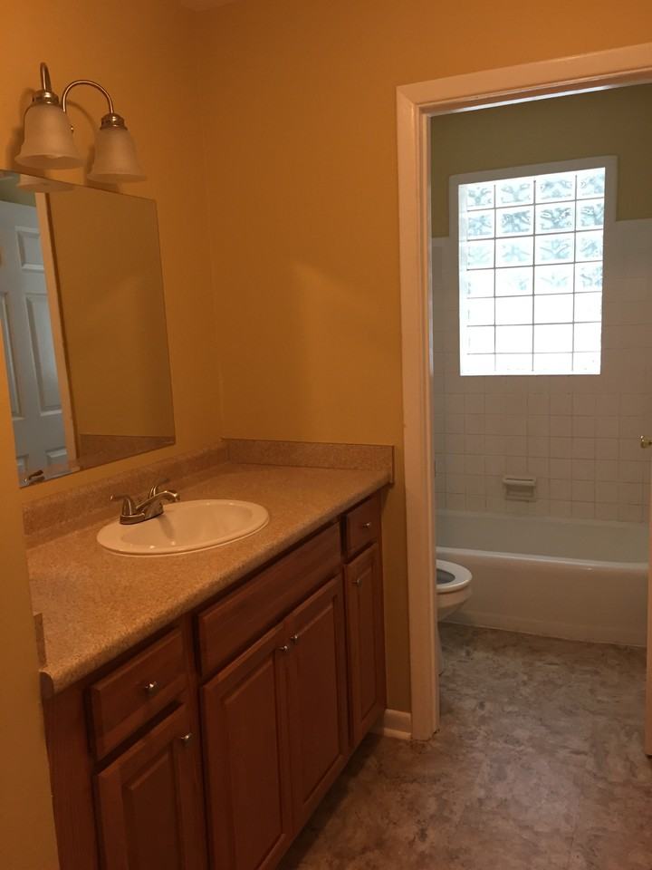 1207 Fair Rd #B - Photo 6 of 11