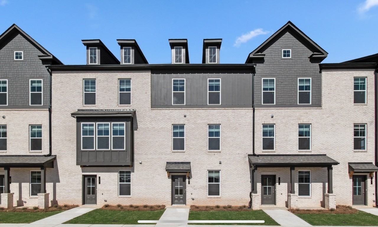 206 Daybreak Ln #206