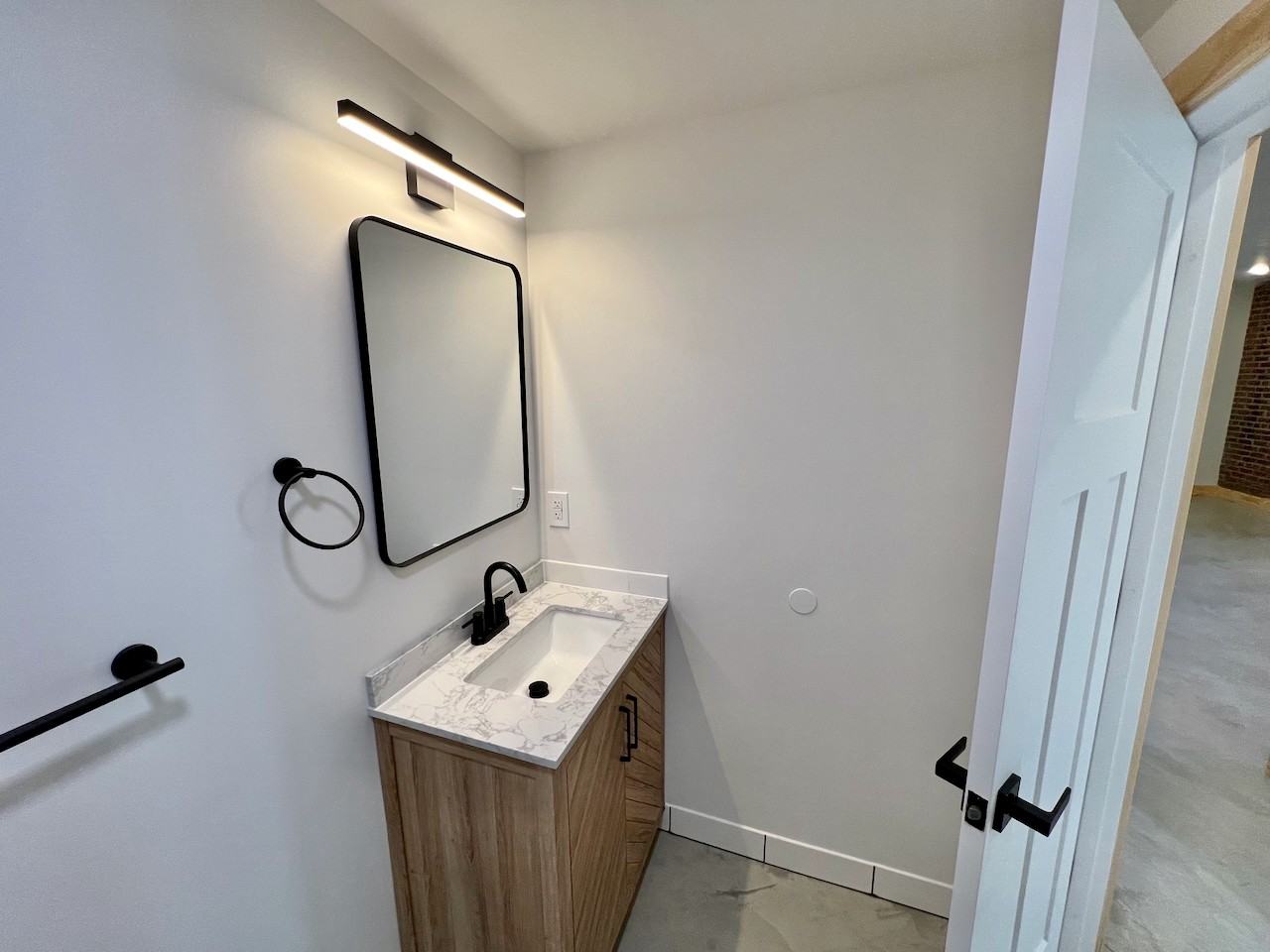 4470 Arco Ave - Photo 7 of 12