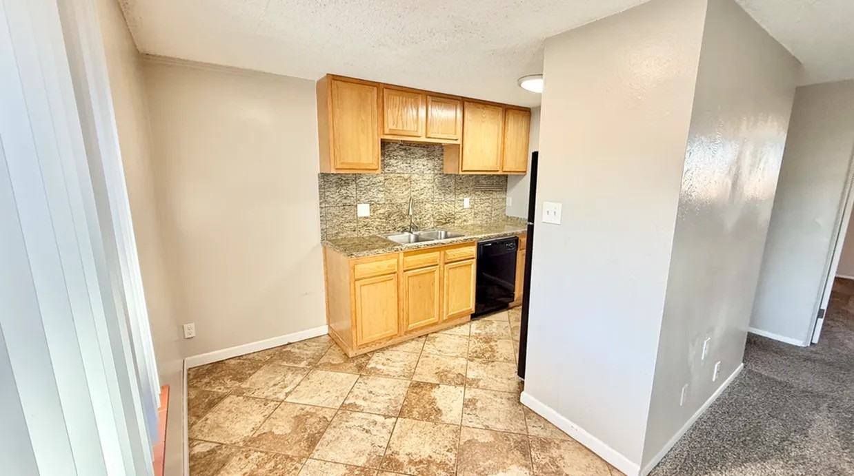 Miller Ct #755 - Photo 4 of 9