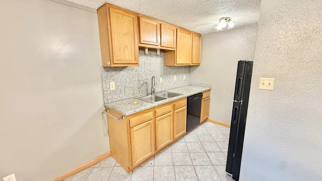 Miller Ct #735 - Photo 7 of 9