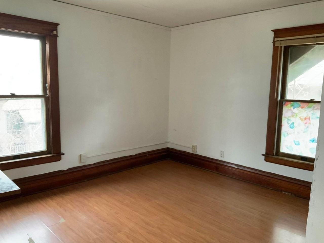 708 W Walnut St #2 - Photo 5 of 6