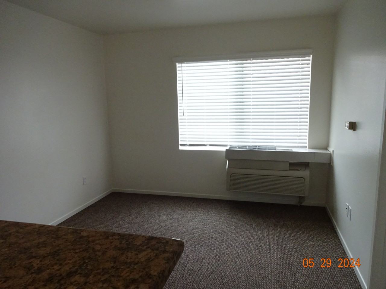 585 W Harvard Blvd #204 - Photo 7 of 12