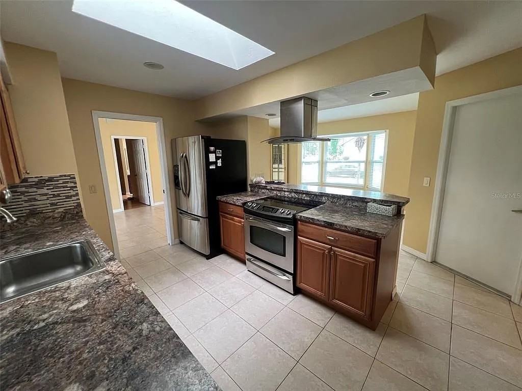 7044 Denmark St #NA - Photo 3 of 20