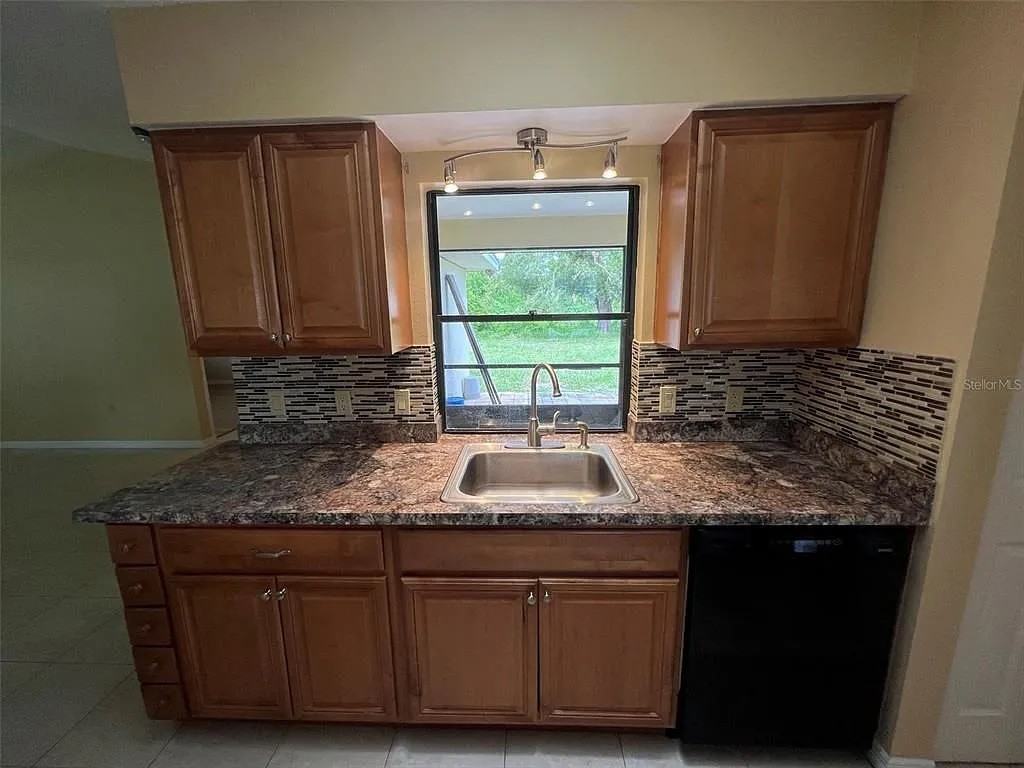 7044 Denmark St #NA - Photo 5 of 20